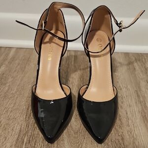 Black Patent Ankle Strap Pointed Toe Pumps 6.5